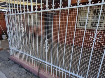 CASA COMUNA DE LO ESPEJO- POBLACIÓN JOSE MARIA CARO.