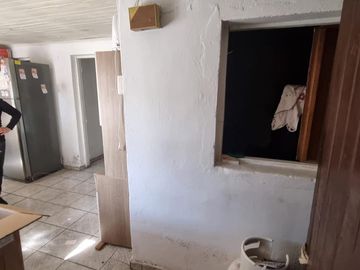 CASA COMUNA DE LO ESPEJO- POBLACIÓN JOSE MARIA CARO.