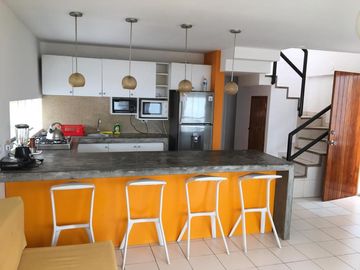 REMATO lindo duplex frente al mar