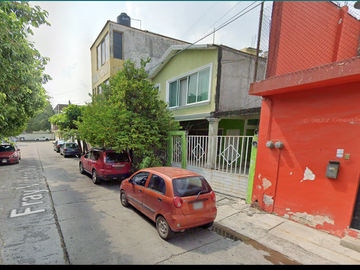 Sk17 Gran Oportunidad, Hermosa Casa En Venta En Magisterial Tuxtla Gutierrez (ideal Para Inversion O Para Comenzar Con Tu Patrimonio A Costo Accesible