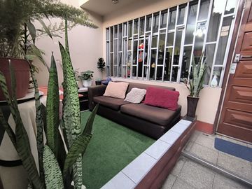¡Vive E Invierte En Una Sola Propiedad! 💼🏠 Casa Multifamiliar En Los Olivos