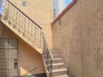 EXCELENTE OPORTUNIDAD DE INVERSIÓN!!! SE VENDE CASA COMO TERRENO ZONIFICACIÓN RDA COMPATIBLE CON CZ EN AV. SALAVERRY