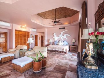 Casa en Venta, Condominio La Punta. Manzanillo, Colima