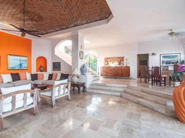 Casa en Venta, Condominio La Punta. Manzanillo, Colima