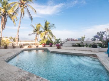 Casa en Venta, Condominio La Punta. Manzanillo, Colima