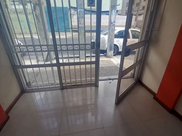 DE OPORTUNIDAD LOCAL COMERCIAL CON UBICACIÓN ESTRATÉGICA