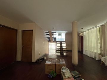 VENTA - CASA CALLAO – DOS PISOS