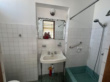 VENTA - CASA CALLAO – DOS PISOS