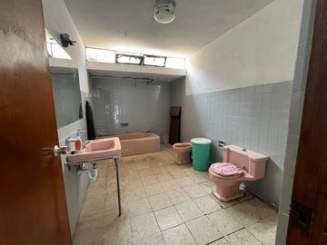 VENTA - CASA CALLAO – DOS PISOS