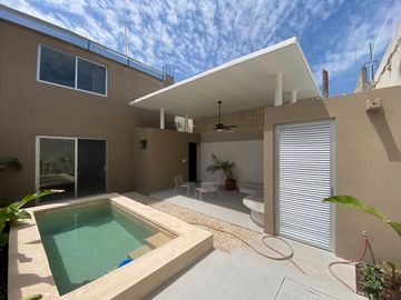 ¡AHORA CON MEJOR PRECIO! CASA AMUEBLADA EN SANTIAGO, CENTRO MÉRIDA.