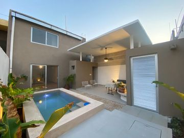 ¡AHORA CON MEJOR PRECIO! CASA AMUEBLADA EN SANTIAGO, CENTRO MÉRIDA.