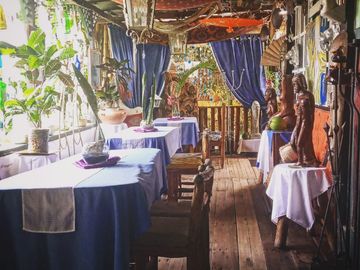 SAME RESTAURANT DE VENTA/RENTA CASA Y TERRENO NEGOCIABLE