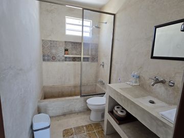 CASA AMUEBLADA EN SANTA ANA MERIDA