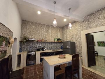 CASA AMUEBLADA EN SANTA ANA MERIDA