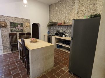 CASA AMUEBLADA EN SANTA ANA MERIDA