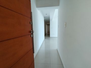 Vendo Dpto 100M2 03 Dorm Con Cochera - Piso 9 Vista a la Panamericana Sur - San Ignacio De Monterrico Santiago De Surco