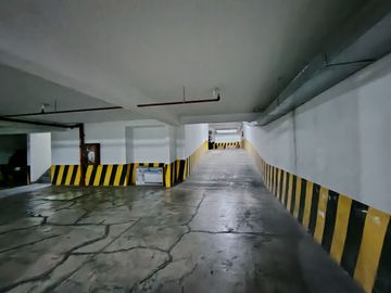Vendo Dpto 100M2 03 Dorm Con Cochera - Piso 9 Vista a la Panamericana Sur - San Ignacio De Monterrico Santiago De Surco