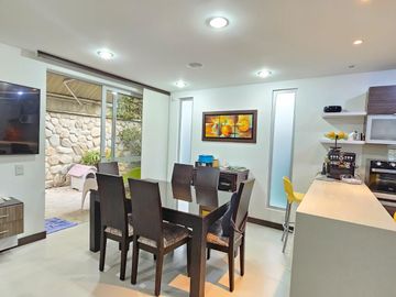 VENDO CASA PRECIOSA EN CONJUNTO CERRADO EN LA FLORIDA, MANIZALE,  DE 137M2 MAS DECK Y ZONA VERDE.
