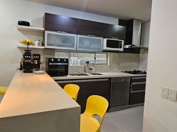 VENDO CASA PRECIOSA EN CONJUNTO CERRADO EN LA FLORIDA, MANIZALE,  DE 137M2 MAS DECK Y ZONA VERDE.