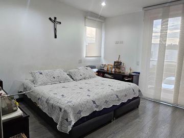VENDO CASA PRECIOSA EN CONJUNTO CERRADO EN LA FLORIDA, MANIZALE,  DE 137M2 MAS DECK Y ZONA VERDE.