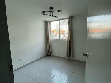 CASA EN VENTA CERCA DE PIRULES TLALNEPANTLA