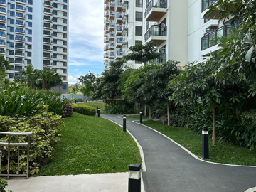 FOR SALE STUDIO CONDO WITH PARKING AT VIENTO TOWER 2 CERCA ALABANG