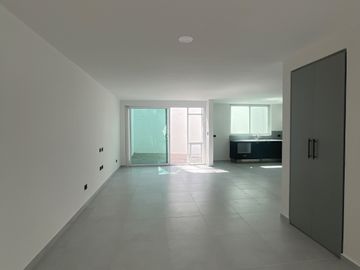 CASA EN VENTA EN EL RESIDECIAL LA CIMA $4,700,000