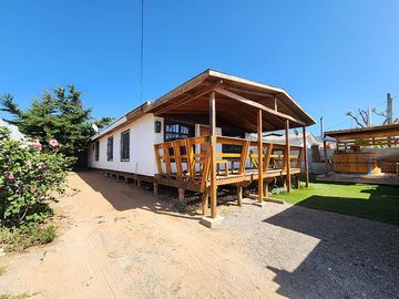 Casa en venta con piscina 4D3B, Guanqueros, Coquimbo