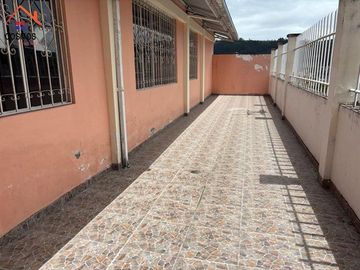 Venta de Iglesia en Otavalo, 300 m2