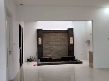 JUAL RUMAH MINIMALIS 2 LANTAI TERAWAT  DI TAMAN KOPO KATAPANG