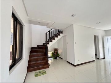 Bnew House and Lot in the Park Place Imus Cavite