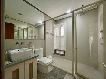 Stunning 4 Bedroom 4BR Corner House and Lot Ayala Greenfiled Estates Laguna