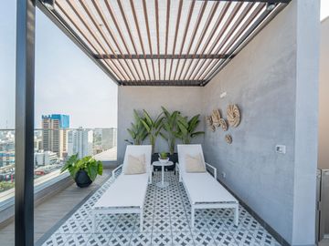VENDO DPTO DE ESTRENO SANTA BEATRIZ - 2 DORM + 1 ESTUDIO - NO PAGA ALCABALA
