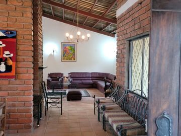 Hermosa QUINTA en Santa Isabel, Abdon Calderon (La Unión), Santa Isabel, Azuay A LA POCOS METROS DE LA ENTRADA A LA UNION