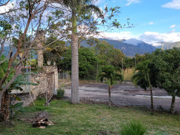 Hermosa QUINTA en Santa Isabel, Abdon Calderon (La Unión), Santa Isabel, Azuay A LA POCOS METROS DE LA ENTRADA A LA UNION