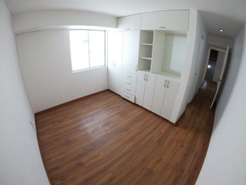 VIVE EN SAN MIGUEL TRIPLEX EN VENTA A UN PASO DE TODO!!