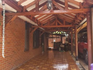 VENDO CASA CAMPESTRE HACIENDA EL CASTILLO