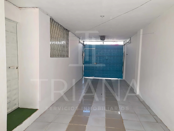 Venta de Casa Rentera en Conocoto Puente 6, Los Chillos, Quito