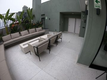 ALQUILO DEPARTAMENTO MODERNO DE ESTRENO MAGDALENA DEL MAR LIMITE CON SAN ISIDRO