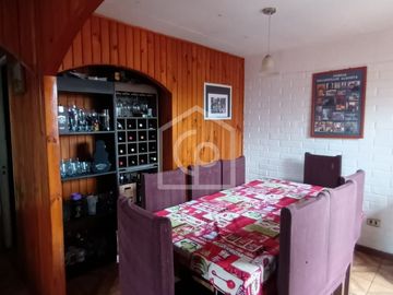 SE VENDE CASA 4D/2B, SECTOR LA FLORIDA, LA SERENA