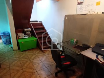SE VENDE CASA 4D/2B, SECTOR LA FLORIDA, LA SERENA