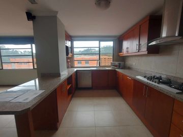 Departamento duplex de venta Av. 1ro de mayo. 2 balcones. Edif. Frente al rio 3 puentes OPORTUNIDAD