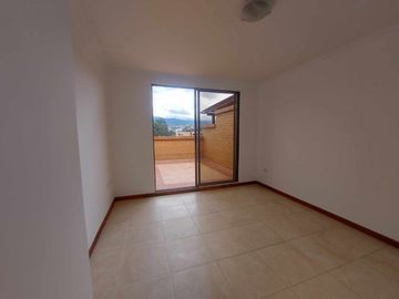 Departamento duplex de venta Av. 1ro de mayo. 2 balcones. Edif. Frente al rio 3 puentes OPORTUNIDAD
