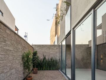 CASA EN VENTA, EN JURIQUILLA, QRO.