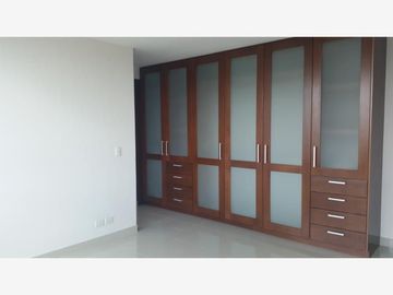 Depártamento en Venta zona Atlixcayotl cerca de Universidades, a 10 min de Angelopolis
