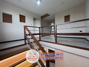 CASA VIP EN VENTA, Sector Ricaurte C1442