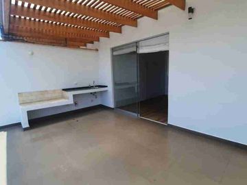 VENDO DEPARTAMENTO DÚPLEX - PENTAGONITO. SAN BORJA.