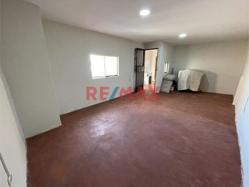 🏘️ ¡Oportunidad En Bellavista! Propiedad De 3 Pisos Con 9 Habitaciones – Ideal Para Vivienda, Negocio O Inversión