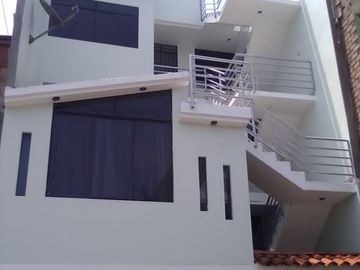 SE VENDE DPTO 1ER PISO + COCHERA - 3 DORM - URB VILLASOL