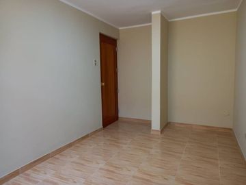 SE VENDE DPTO 1ER PISO + COCHERA - 3 DORM - URB VILLASOL